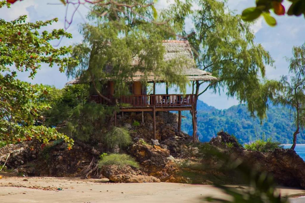 Kohjum Freedom Resort Koh Jum Luaran gambar