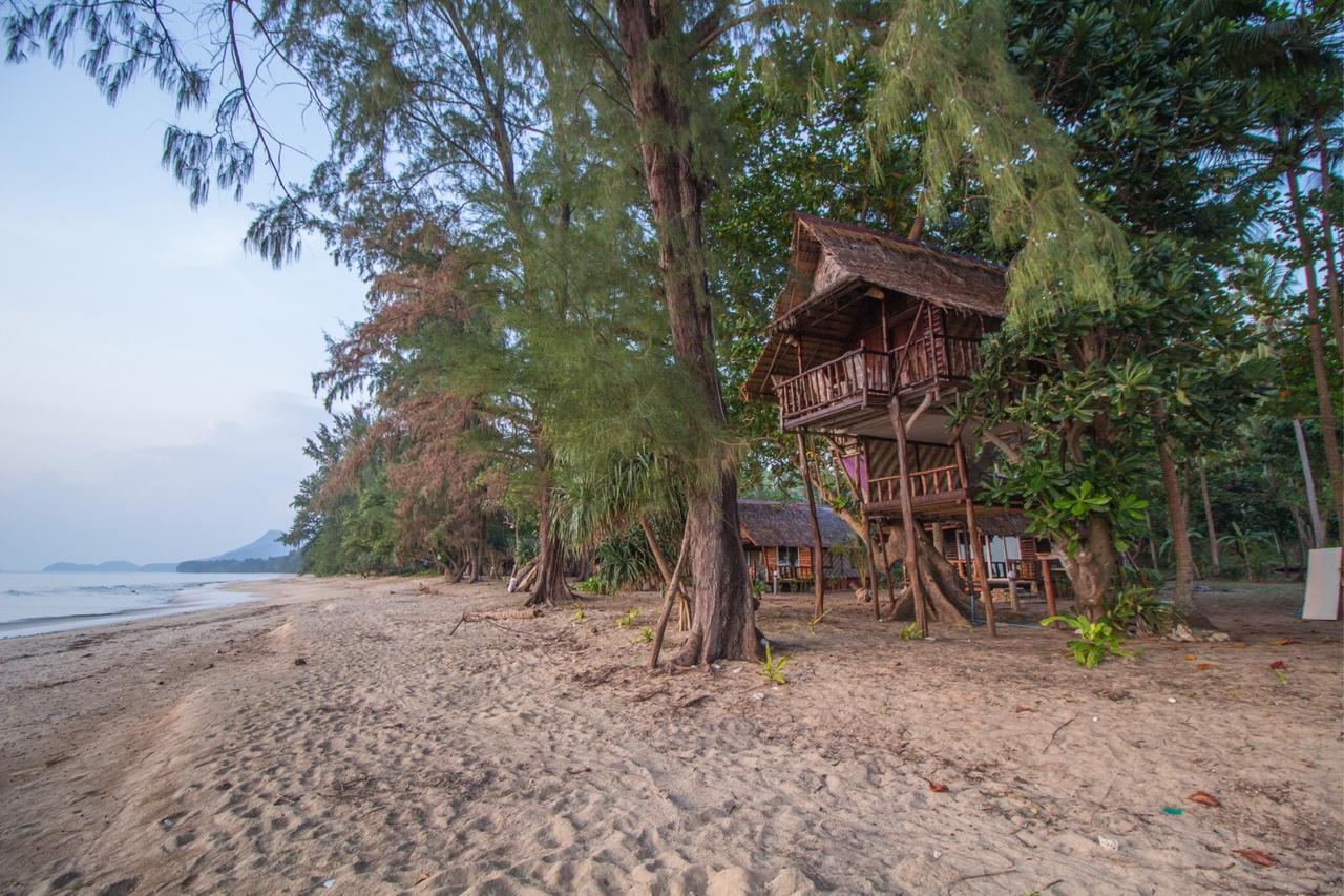 Kohjum Freedom Resort Koh Jum Luaran gambar