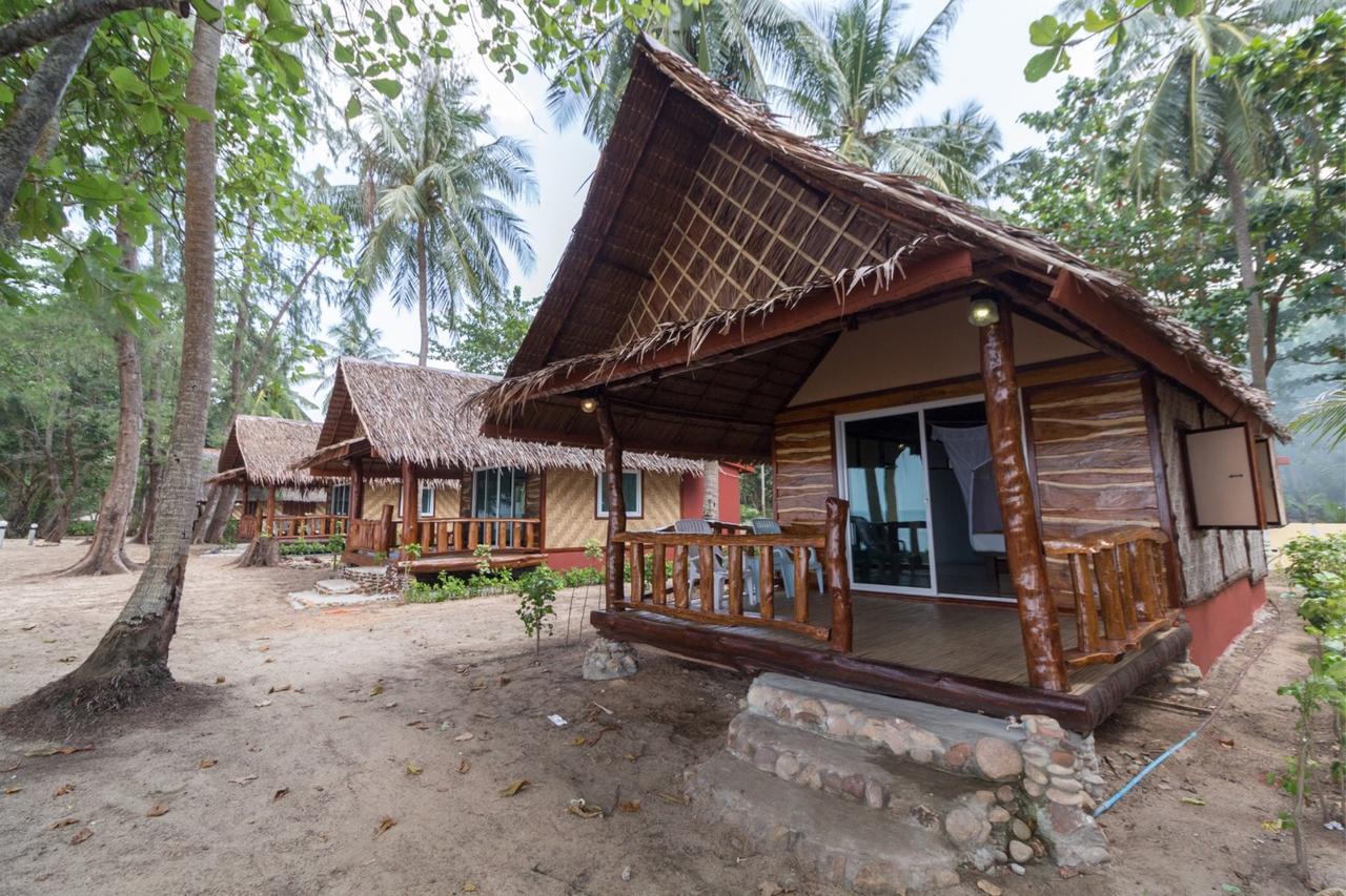 Kohjum Freedom Resort Koh Jum Luaran gambar