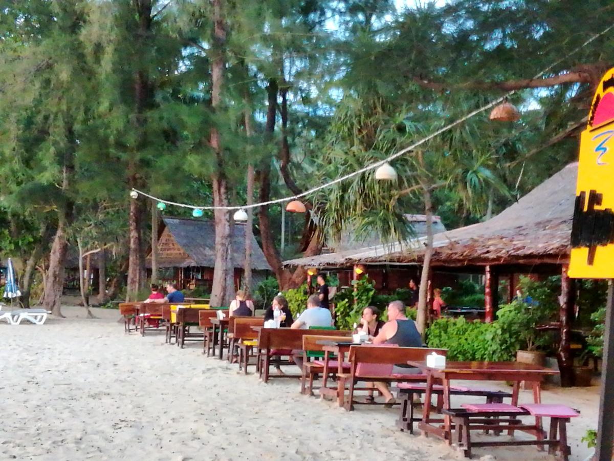 Kohjum Freedom Resort Koh Jum Luaran gambar