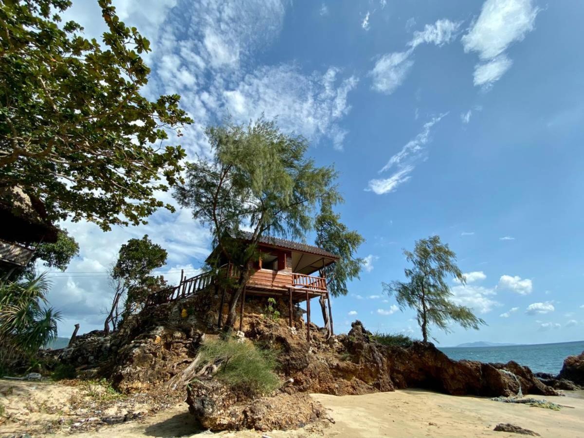 Kohjum Freedom Resort Koh Jum Luaran gambar